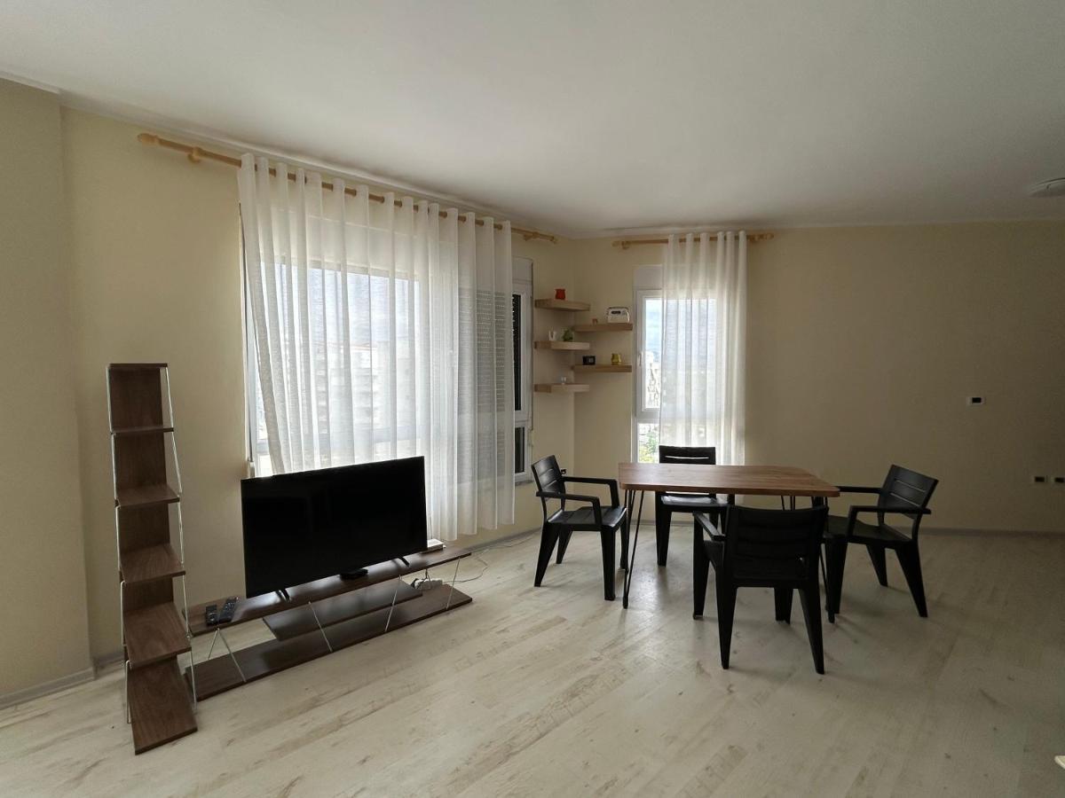 Apartament In Qerret *