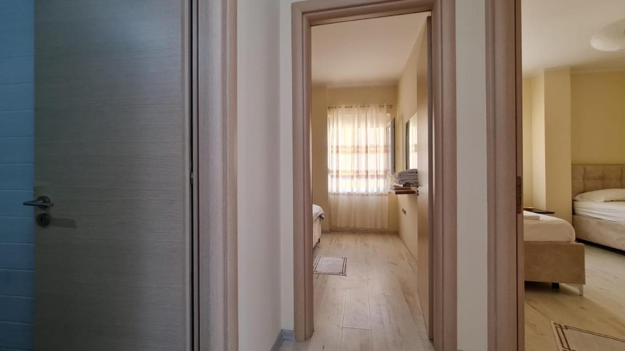 Apartament In Qerret Golem (Tirana)